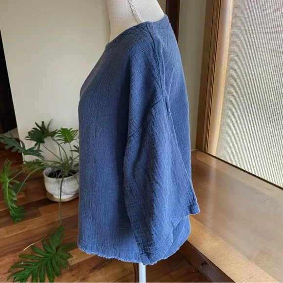 Eileen Fisher Lagenlook Organic Cotton/Linen Woven Casual Blue Boxy Top - Picture 2 of 10